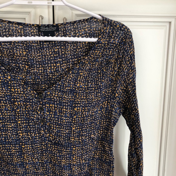 🥳HOST PICK🥳 Lucky Brand blue and gold lightweight blouse - Picture 2 of 11